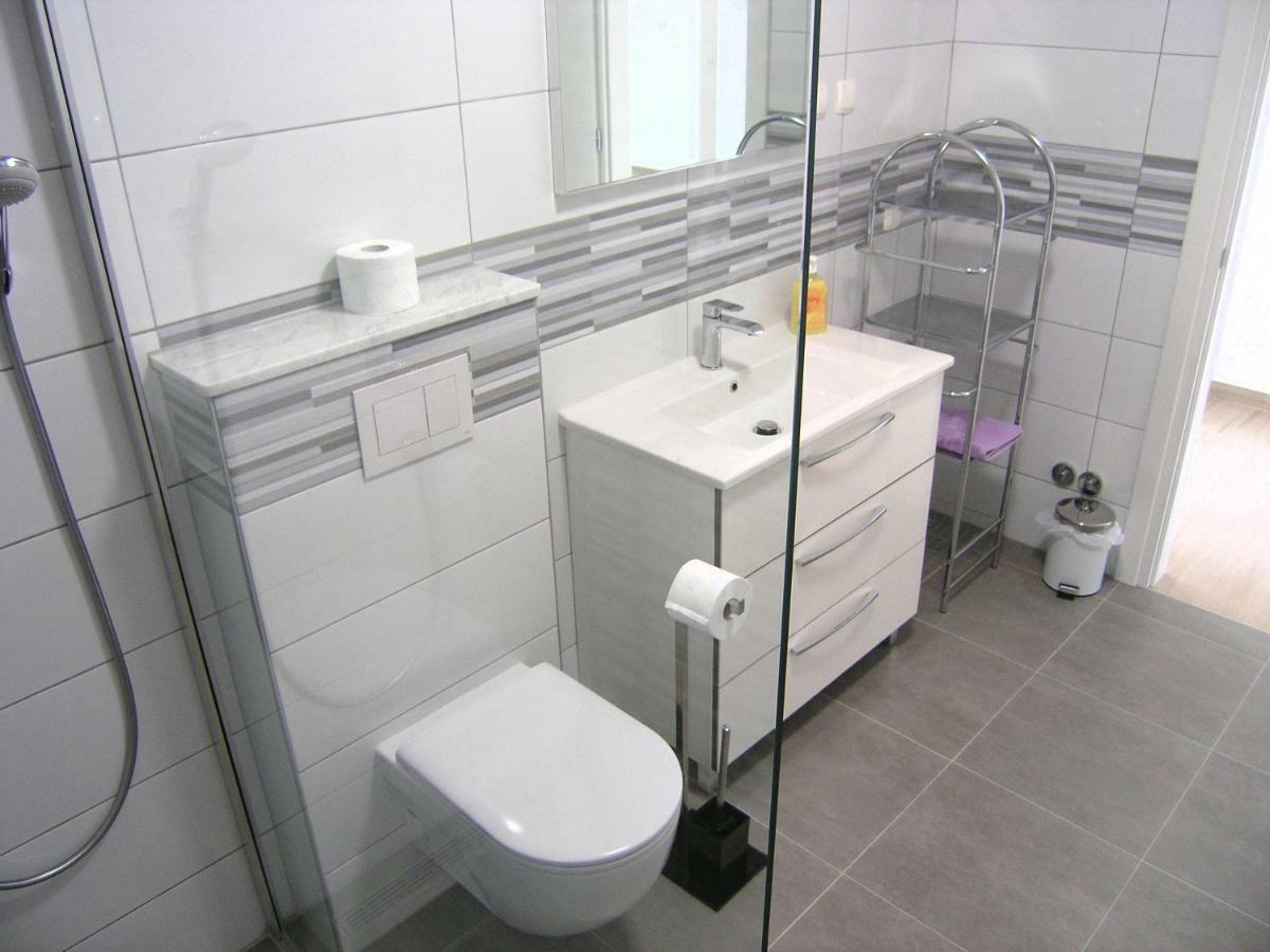 Apartmani Krajinovic Крк Экстерьер фото
