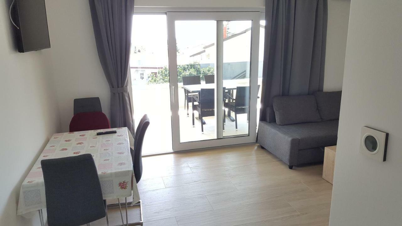 Apartmani Krajinovic Крк Экстерьер фото